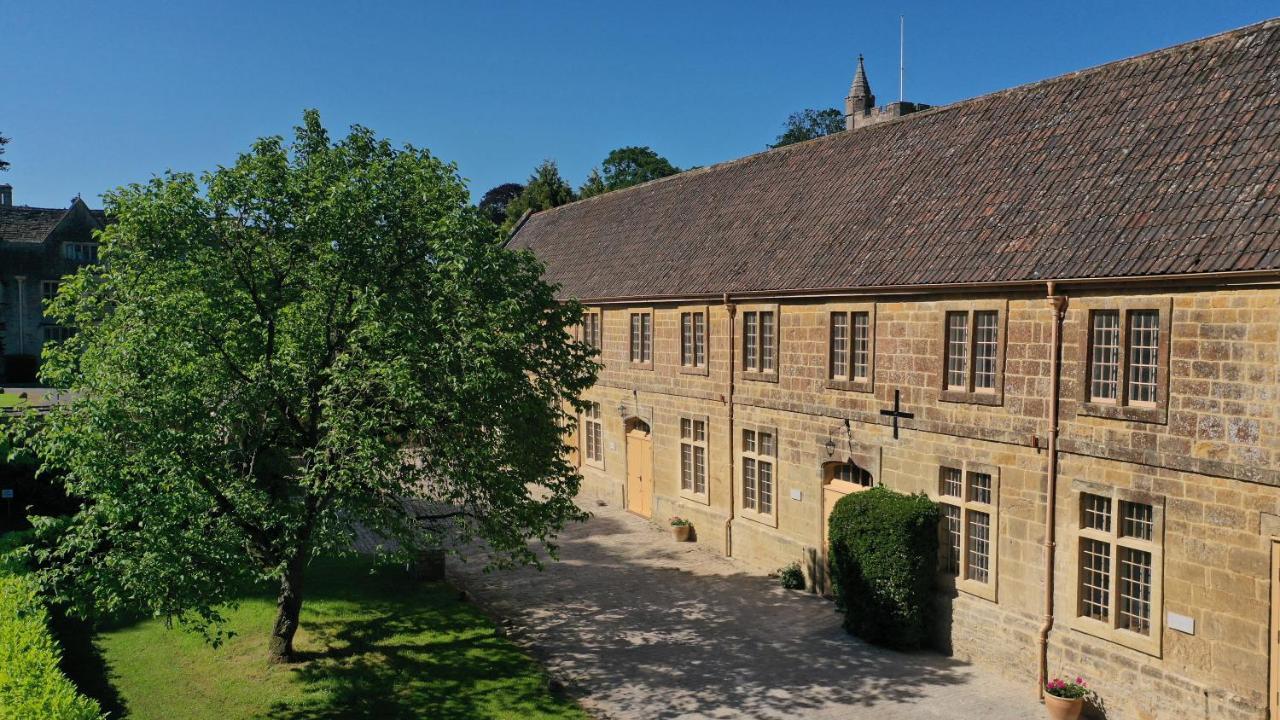 North Cadbury Court Coach Houses Buitenkant foto